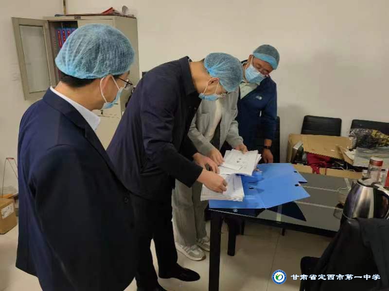 家校協(xié)同，專業(yè)賦能，共筑校園“舌尖安全”防線
